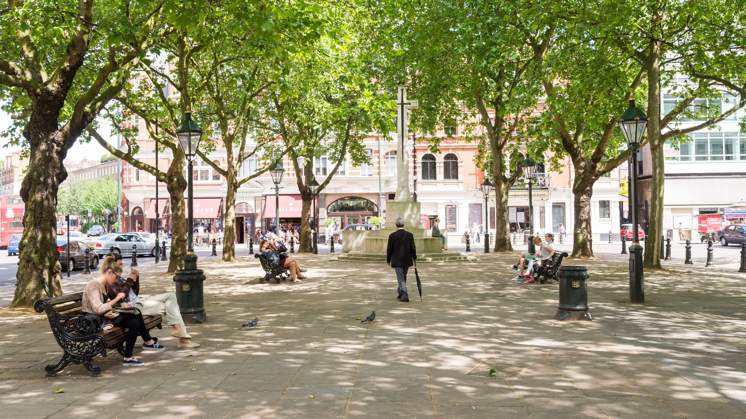 E3X64B Sloane Square, Chelsea, London, England, UK