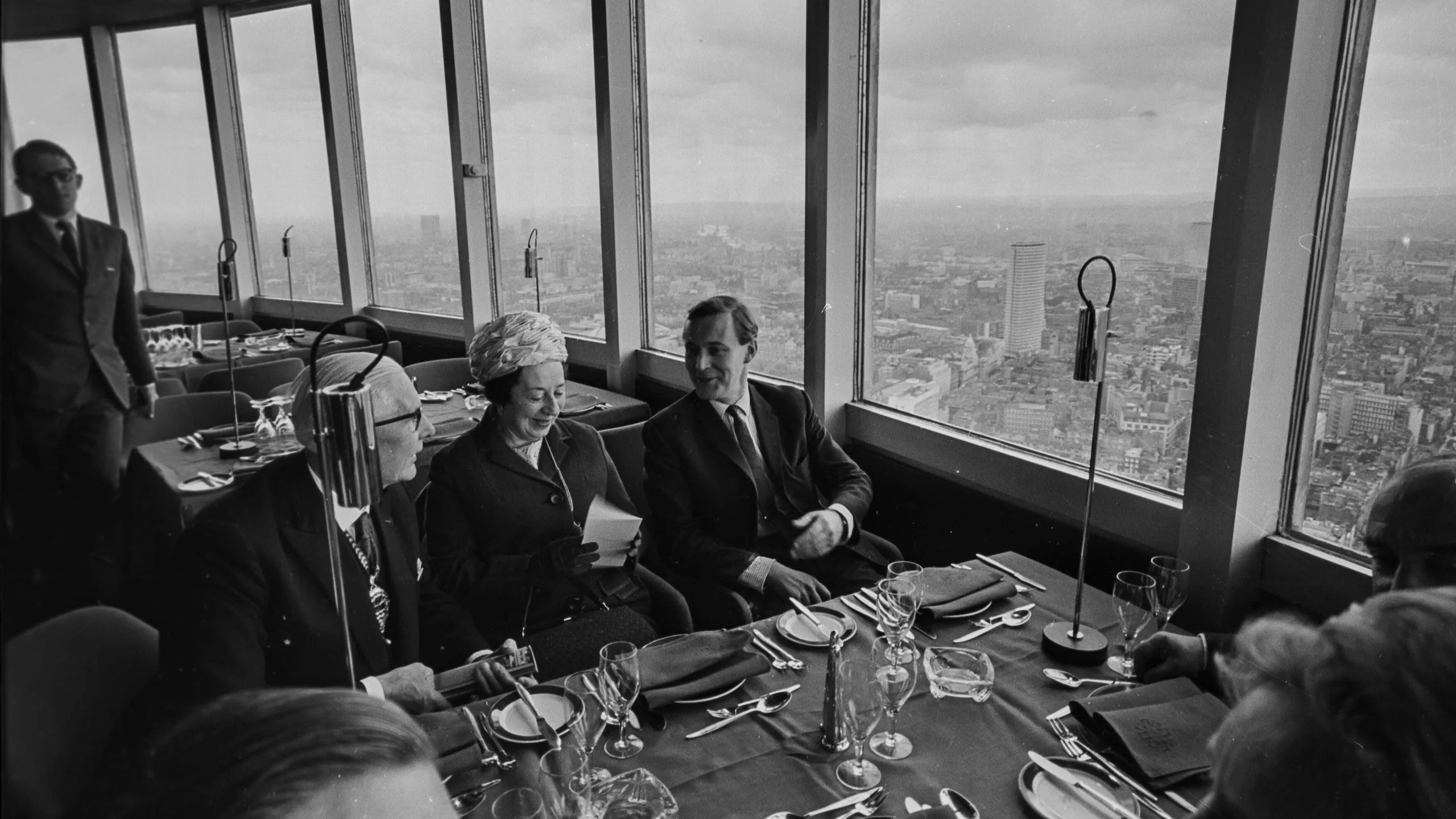 2Y7RJFJ The revolving restaurant at the top of Britain's tallest building. The 620 ft high Post Office Tower. Pictured on the day it opened to the public - 19 May 1966