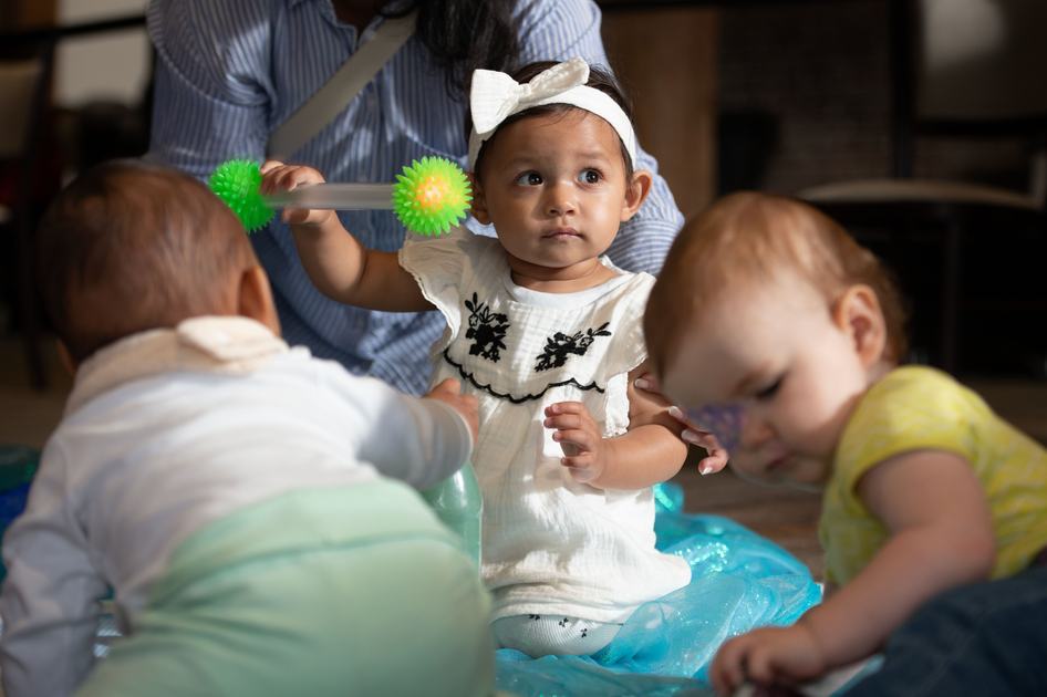 Little dockers: Summer street party – baby session