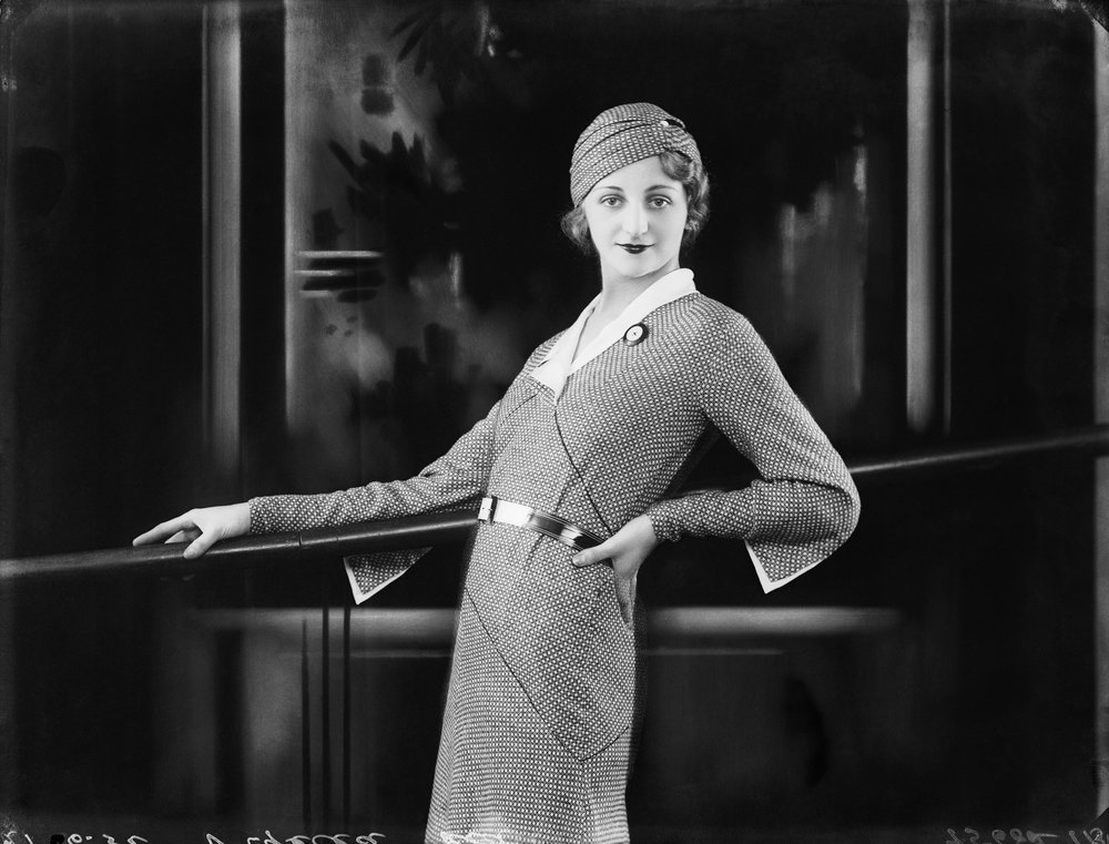 Mermaid slinkiness' in 1930s London fashion | London Museum